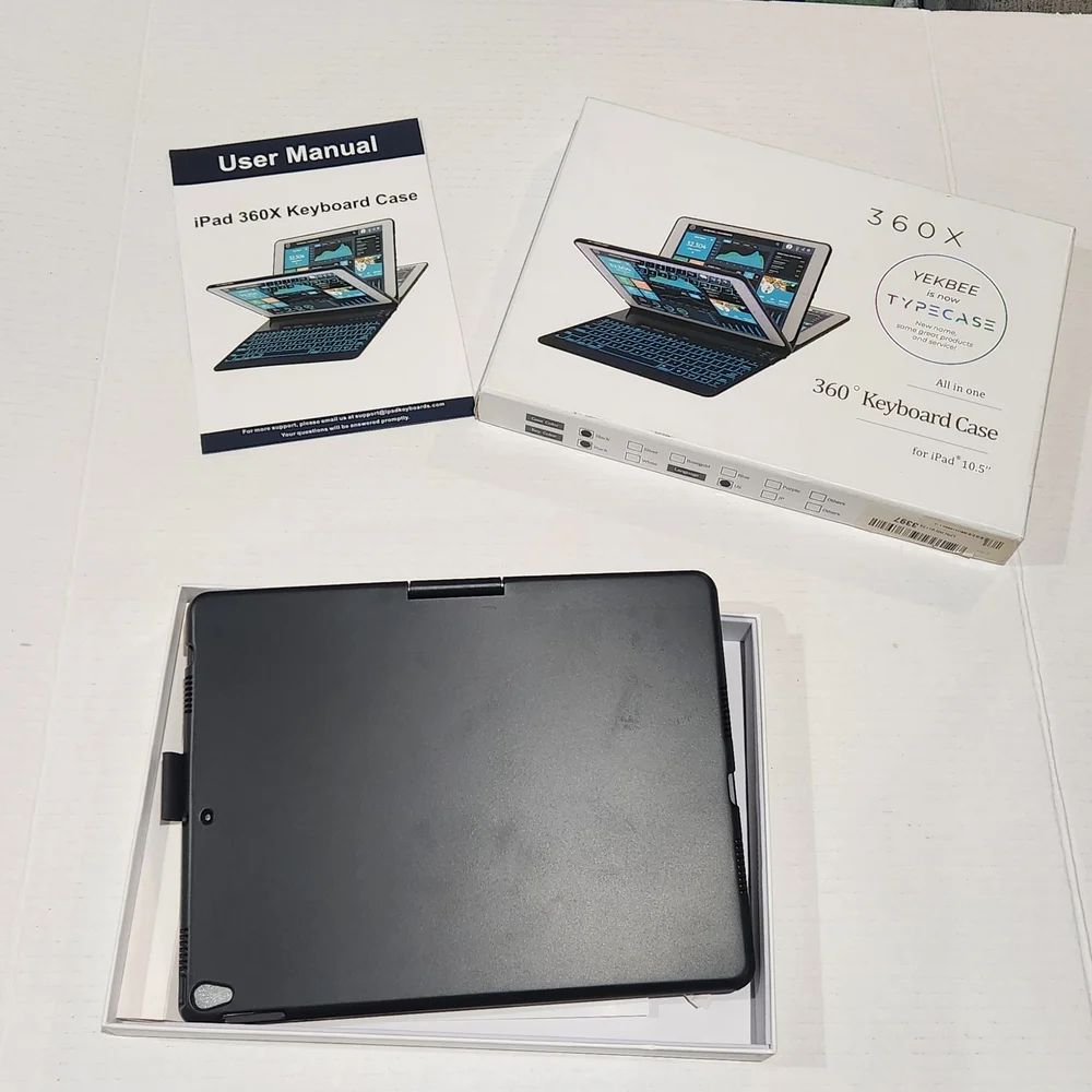 Black 360° Keyboard Case for iPad 10.5